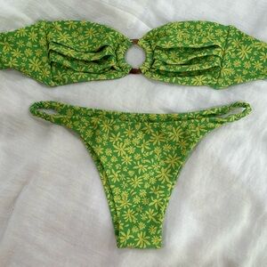 Kulani Kinis bikini set. Strapless bandeau bikini top w/ cheeky bottoms.